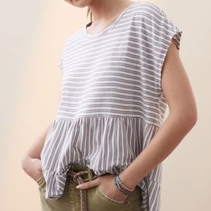 Anthropologie Pilcro Babydoll Top Neutral Motif Size M Medium White Gray Stripe
